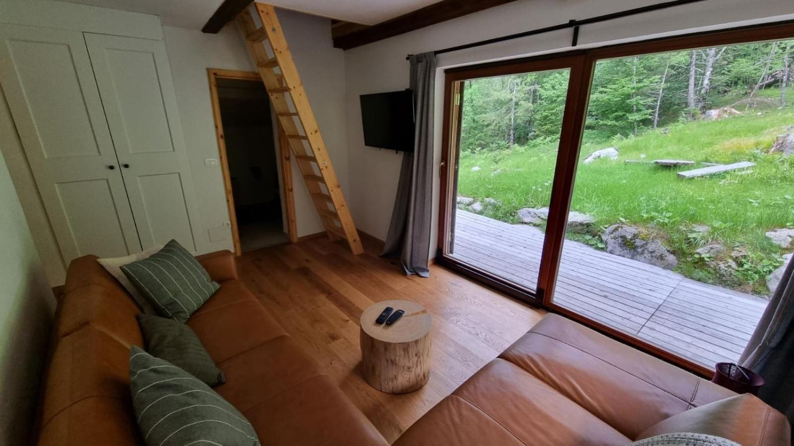 Cozy Private Cabin In The Heart Of Triglav National Park トレンタ エクステリア 写真